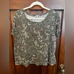 2X floral Reitmans top